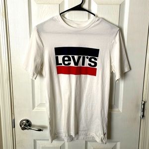 Levi’s shirt